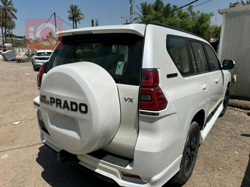 تۆیۆتا لاندكروزر پرادۆ